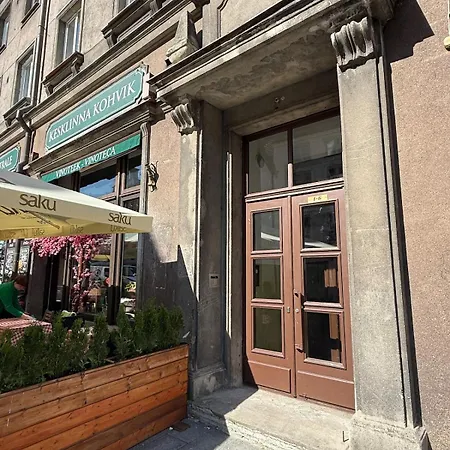 Apartamento Stylish With Sauna Old Town, Town Hall Square