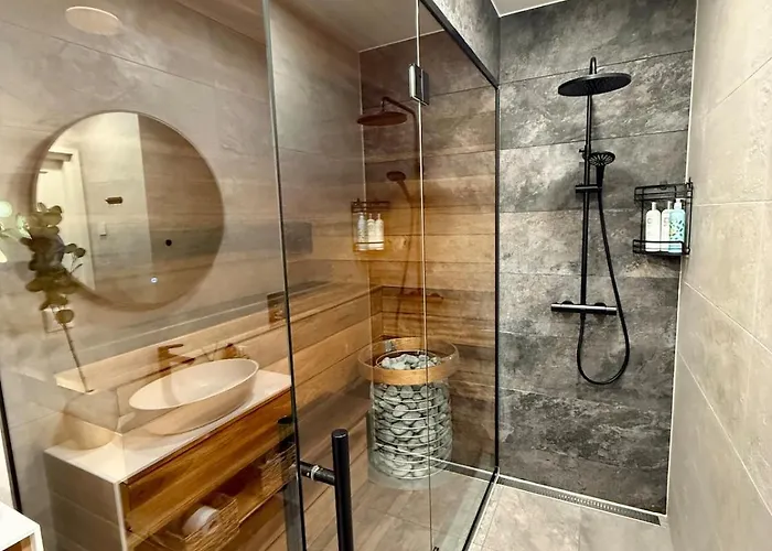 Apartamento Stylish With Sauna Old Town, Town Hall Square *