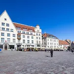 Stylish With Sauna Old Town, Town Hall Square Apartamento