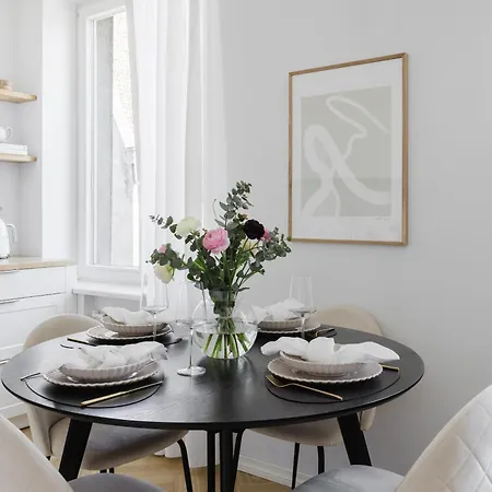 Stylish With Sauna Old Town, Town Hall Square Apartment *